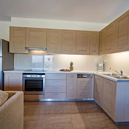 With One Bedroom In Kaloniktis-rethymno, With Pool Access An Apartment